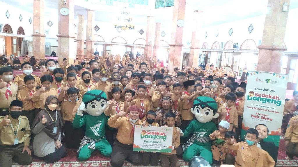 Cegah Perundungan Antar Siswa, Dompet Dhuafa Kemas Edukasi Menarik untuk Anak-anak Melalui Dongeng dan Praktek Berbagi