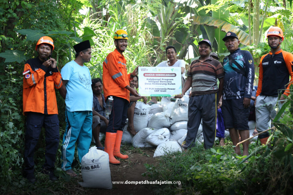 KOLABORASI PROGRAM MITIGASI BENCANA DESA KEDAWUNGKULON BERSAMA PT PLN INDONESIA POWER UBP GRATI