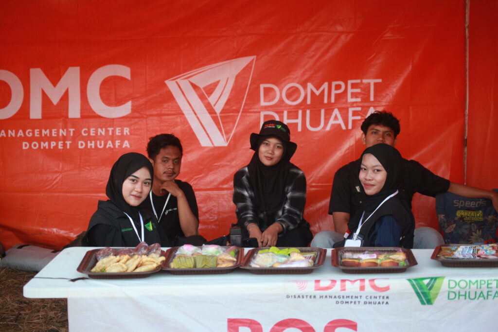 DOMPET DHUAFA JATIM DAN DMC DOMPET DHUAFA HADIRKAN POS HANGAT DI JAMBORE FPRB JATIM, LAYANI 2.000 PENERIMA MANFAAT DI BANYUWANGI