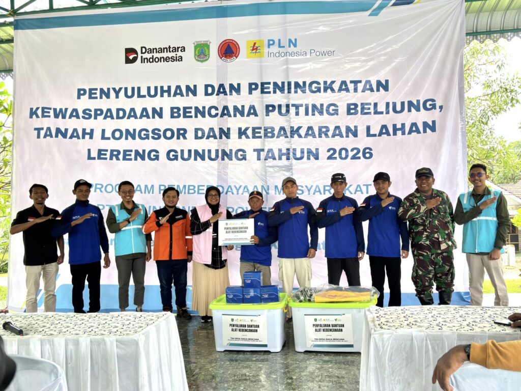 PERKUAT KESIAPSIAGAAN WARGA LERENG GUNUNG ARJUNO-WELIRANG, PT PLN INDONESIA POWER UBP GRATI BERSAMA DOMPET DHUAFA JAWA TIMUR MEMBERIKAN PEMBEKALAN EDUKASI MITIGASI BENCANA KEPADA RELAWAN DESA JATIARJO