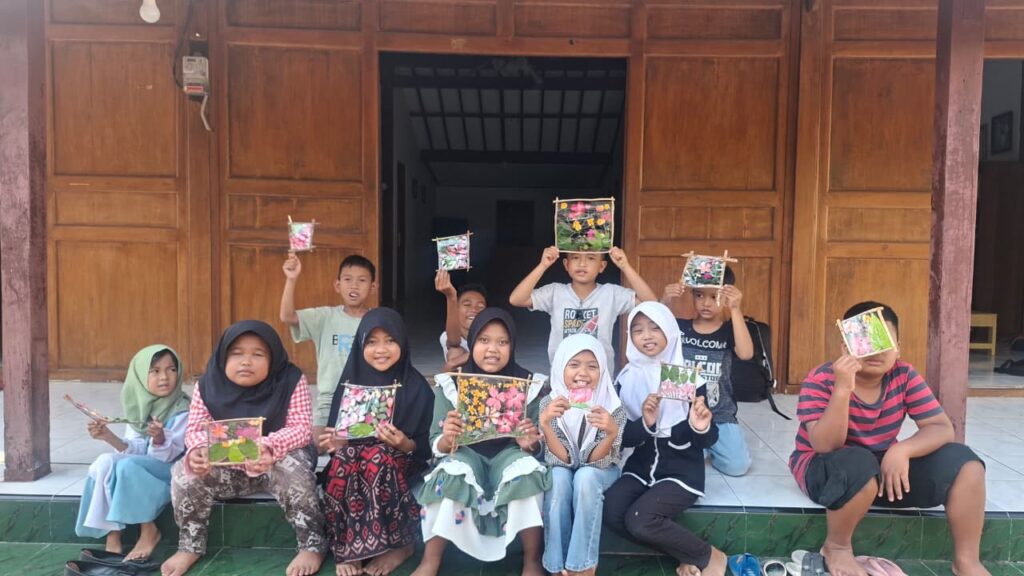 SAKIYA, SATU HARI KITA BERKARYA: BELAJAR DAN BERKREASI