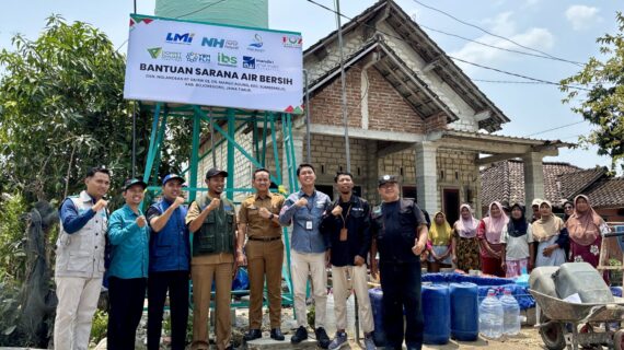 KOLABORASI LEMBAGA ZAKAT HADIRKAN AIR BERSIH BAGI 209 WARGA BOJONEGORO