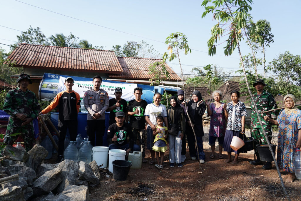 BERSAMA JAGO, AIR UNTUK KEHIDUPAN 72.000 LITER AIR BERSIH MENGALIR UNTUK 701 KK DI PACITAN