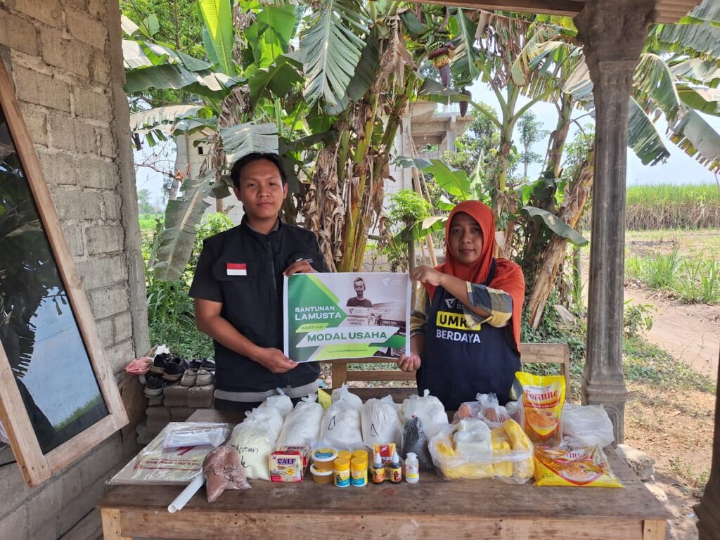 MODAL USAHA JADI JALAN BANGKIT, DOMPET DHUAFA JATIM DAMPINGI JANDA TANGGUH DI KEDIRI