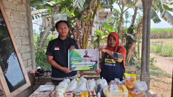 MODAL USAHA JADI JALAN BANGKIT, DOMPET DHUAFA JATIM DAMPINGI JANDA TANGGUH DI KEDIRI